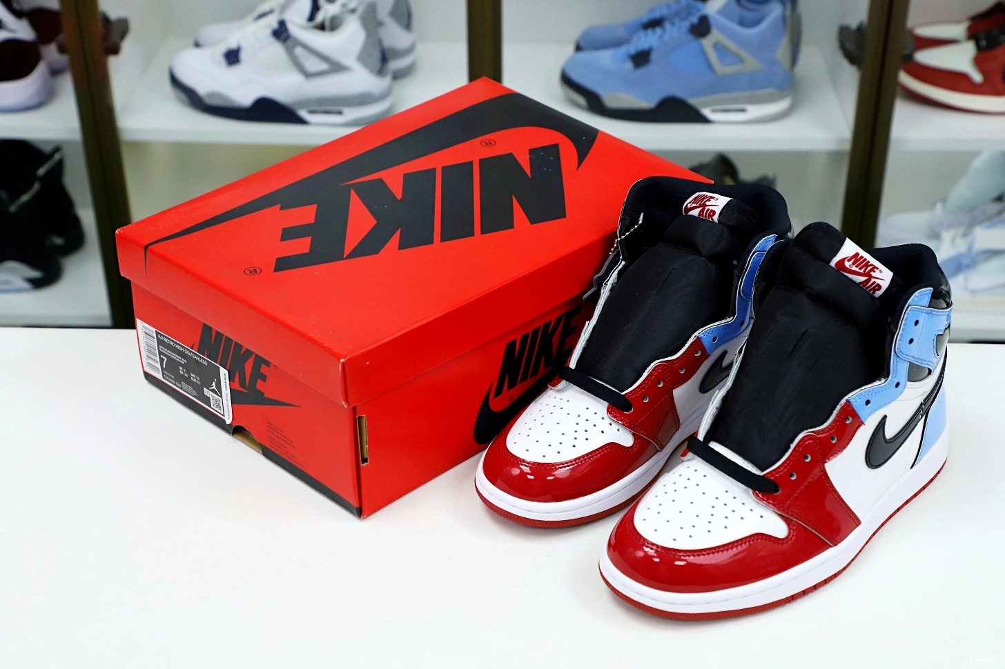 OG RETRO HIGH AIR 'FEARLESS' JORDAN 1 0122